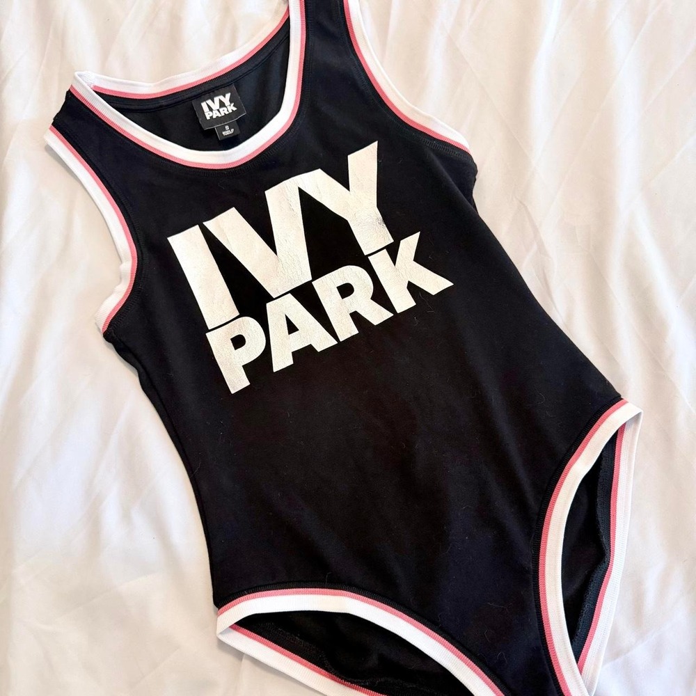 Ivy Park Beyonce Bodysuit Black White Logo Activewear Small 29B05JBLK-C-IVP-003